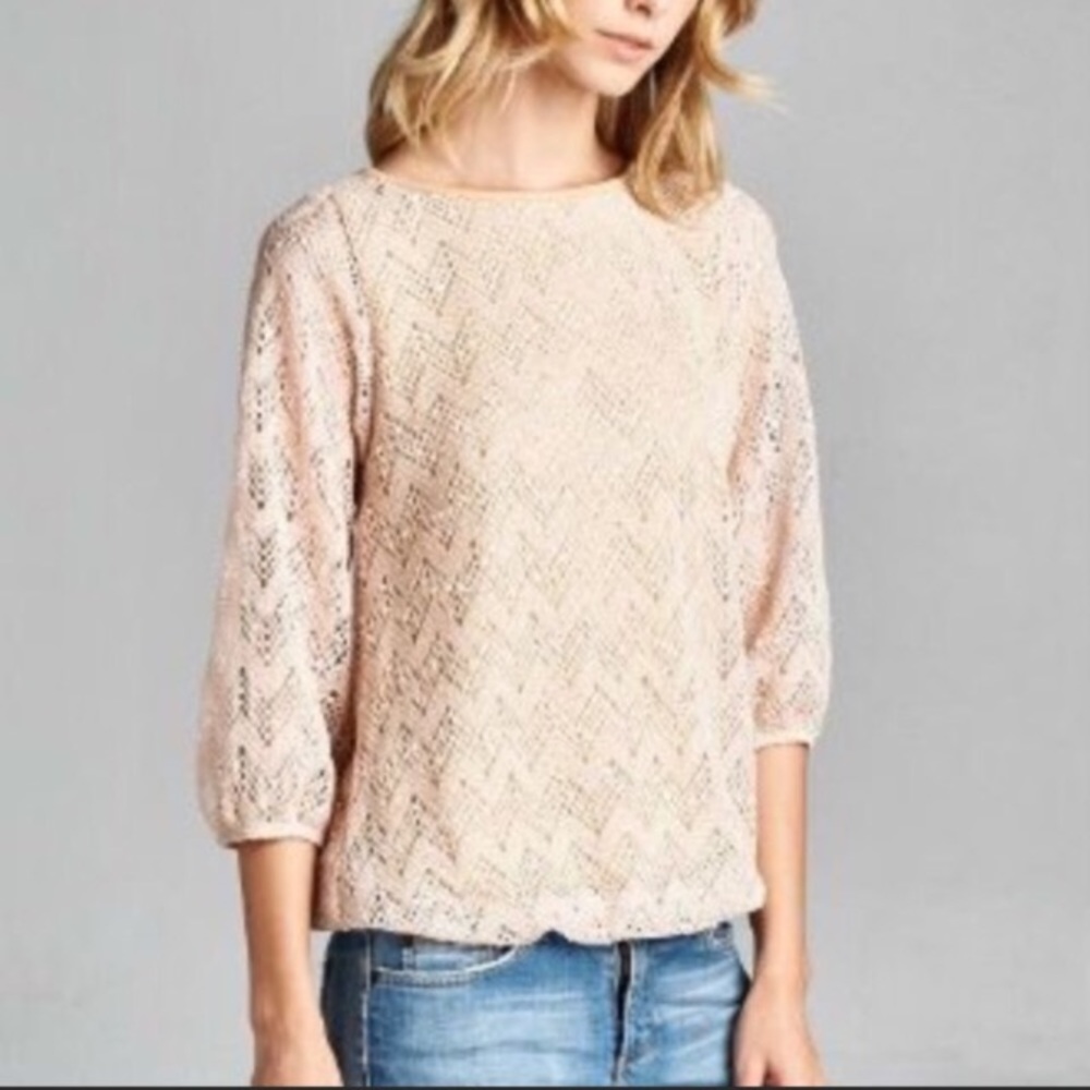 Chevron Bubble hem top